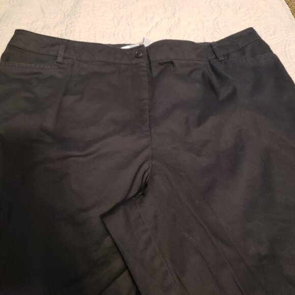 Kim Rogers Black Capris - Picture 4 of 4